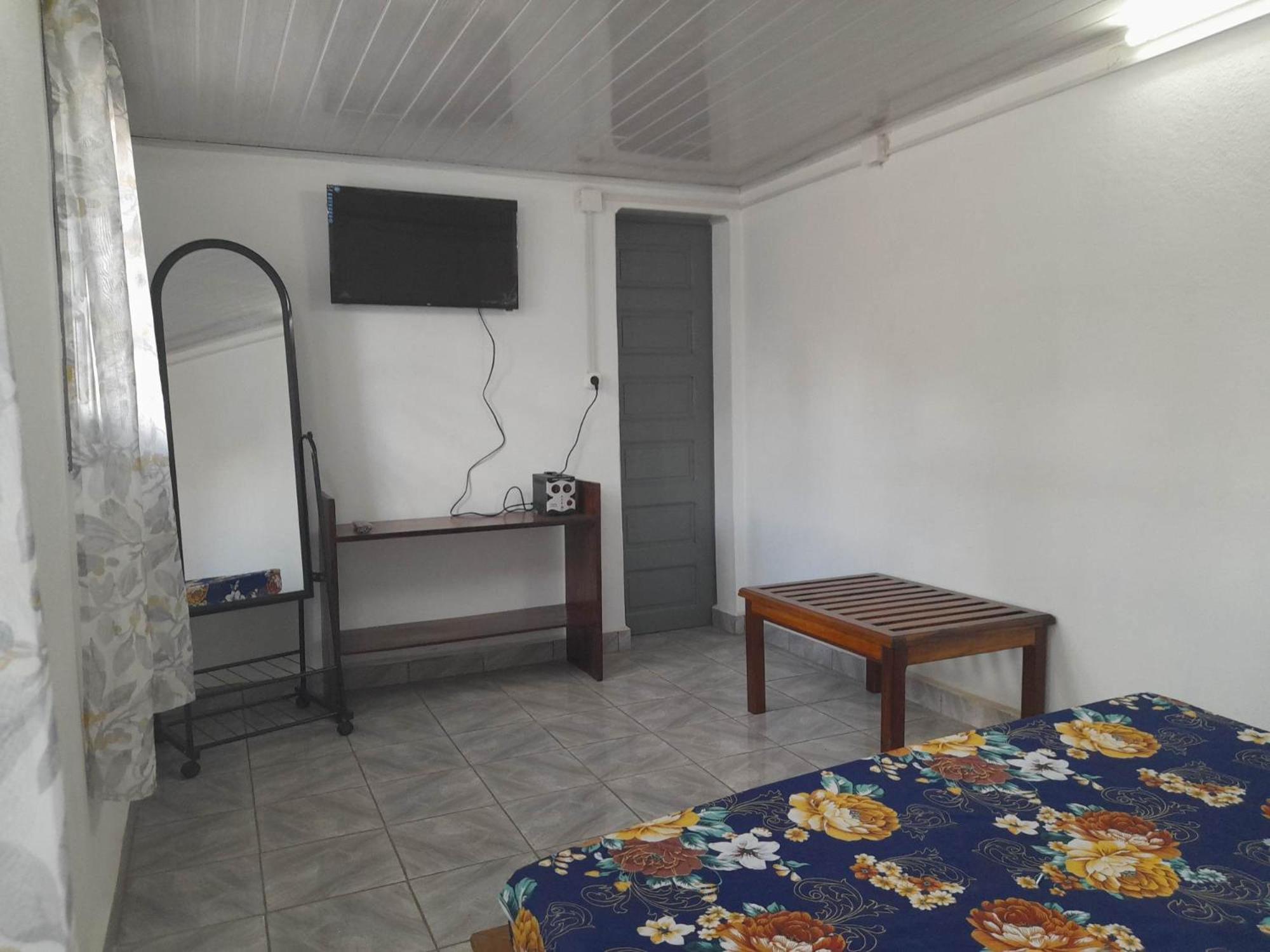 Chez Joel Bed and Breakfast Antsirabe Exteriör bild